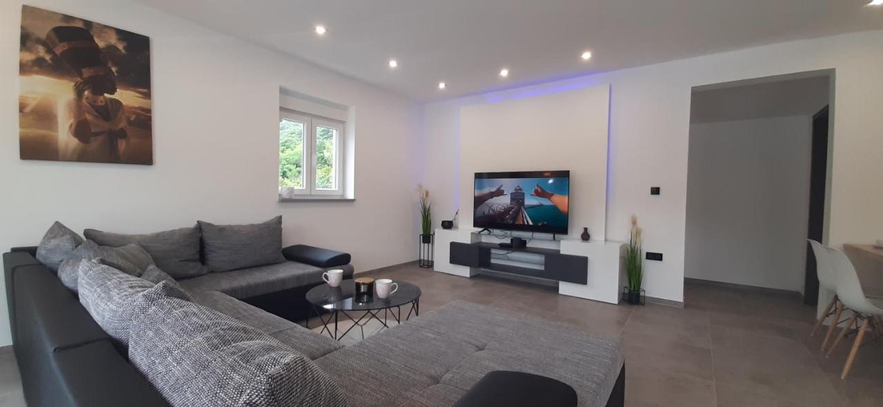 Apartmani Petar I Luka 巴卡尔 外观 照片